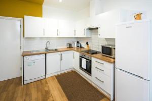 Una cocina o zona de cocina en Superb Flat in South Kensington