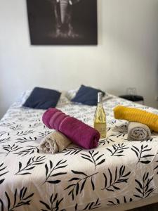 Ένα ή περισσότερα κρεβάτια σε δωμάτιο στο L'Eden - Joli studio en centre ville