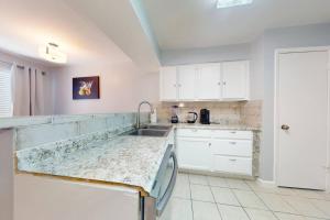 Gallery image of Entire 3/2.5 Lux Retreat Home in the heart of Houston few Miles from Major Houston attractions & Pets Friendly in Houston