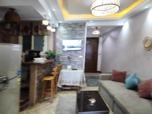 A kitchen or kitchenette at Amazing Sea View 2 bedroom apartment