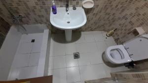 A bathroom at ADMFM*STAR