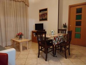 Fotografie z fotogalerie ubytování Villa del colle v destinaci Cisterna di Latina