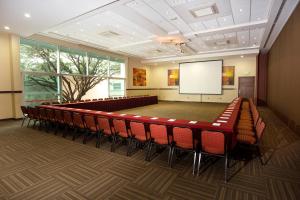 Konferenční prostory v ubytování Excellence Express & Suites + 25 fotografií