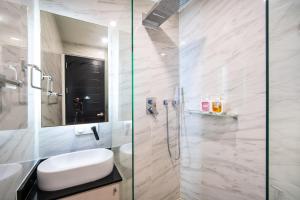 Bagno di Oceana Sea View - Kamala Beach
