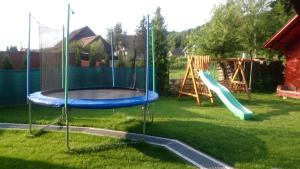 Herní místnost nebo prostor pro děti v ubytování Alpský dom Vitanová