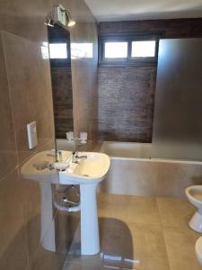 Et badeværelse på Departamento moderno en Capital