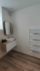 Um banheiro em Tout confort. Appartement 2 pers. centre-ville