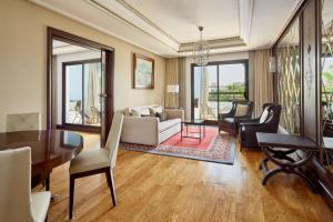 Posezení v ubytování Fes Marriott Hotel Jnan Palace