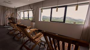 Nespecifikovaný výhled na hory nebo výhled na hory při pohledu z hotelu