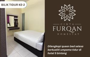 una señal para un dormitorio con una cama en una habitación en Homestay Cinta Furqan 1 - apartment Cameron Highland, en Tanah Rata
