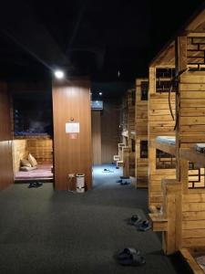 Fitness centrum a/nebo fitness zařízení v ubytování Jjimjbang hotel spa