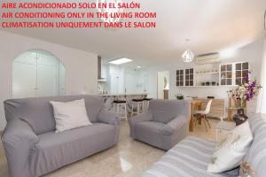 Posedenie v ubytovaní UHC Michelangelo Apartments