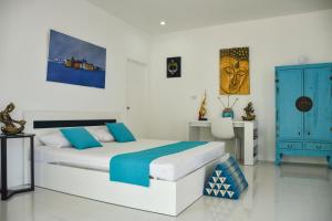 Ένα ή περισσότερα κρεβάτια σε δωμάτιο στο Villa Mas Soi 10 +14 φωτογραφίες