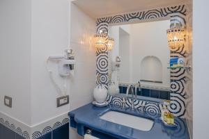 Koupelna v ubytování Milky Suites Positano