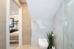 Bilik mandi di LUXURY APARTMENT JACUZZi