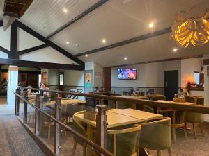 Televisyen dan/atau pusat hiburan di V+B Hygge