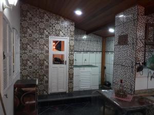 Et badeværelse på Varandas da Praia