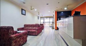 Posedenie v ubytovaní Hotel Srinivas