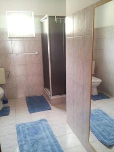 Kúpeľňa v ubytovaní Apartments Jaca