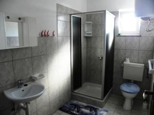 Kúpeľňa v ubytovaní Apartments Jaca