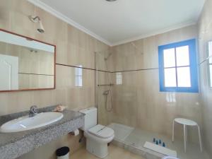 Łazienka w obiekcie Villa Rubicón Costa