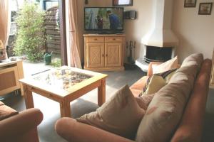 Μια τηλεόραση ή/και κέντρο ψυχαγωγίας στο Heggerank 23B*