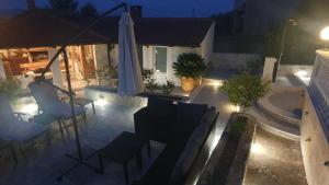 Hồ bơi trong/gần Apartment Anchor Luxury