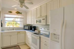 Foto sihtkohas Big Pine Key asuva majutusasutuse Big Pine Key Home on Bogie Channel with Dock and Slip! galeriist