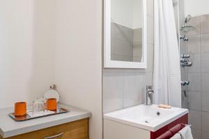 Koupelna v ubytování La Luberonnette + 6 fotografií