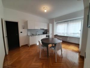 Kuchyňa alebo kuchynka v ubytovaní Maison Giolitti