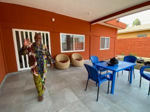 Gallery image of Les Amazones Rouges Chambre Jaune in Ouidah +11 photos