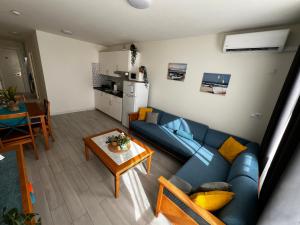 Kuchnia lub aneks kuchenny w obiekcie Apartamento perla marina