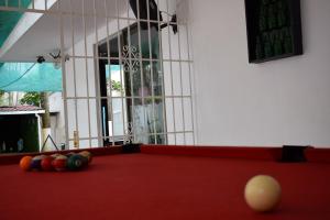 Billard dans l'établissement Hostal Loco Coco Loco