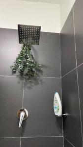 Koupelna v ubytování Luxury Apartment in Kyalami