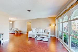 Φωτογραφία από το άλμπουμ του A Sunshine State of Mind σε North River Shores