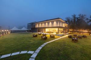O grădină în afara Malnad Shire Eco Resort