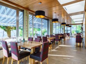 Restoran või mõni muu söögikoht majutusasutuses Hotel Seeburg - Adults only