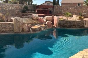 Imagine din galeria proprietății Amazing home with custom-built pool în El Paso