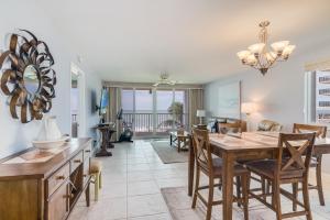 Χώρος καθιστικού στο Your Vitamin Sea I Beachfront 3 Bed