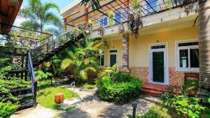 Vườn quanh Mayfair Valley +7 ảnh