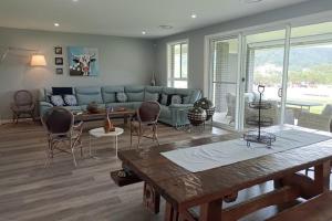 Posezení v ubytování Riverwood Downs Of Barrington Tops