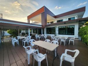 Cordelia Resort Sam Roi Yot 레스토랑 또는 맛집