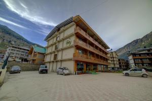 Gallery image of Grace Resort and Spa in Manāli