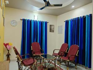 Posezení v ubytování SREEKRIPA RESIDENCY HOMESTAY