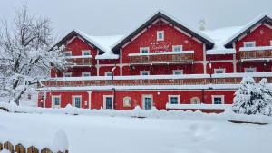 Hotel Barborka взимку