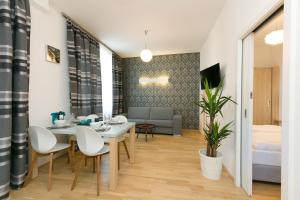 Łóżko lub łóżka w pokoju w obiekcie Vienna Stay Apartments Castellez 1020