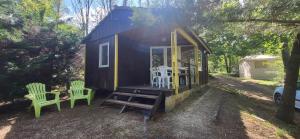 Afbeelding uit fotogalerij van Camping des Bastides in Salles +9 foto's