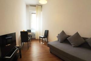 Χώρος καθιστικού στο Urban Center III Easy Parking Near Tram