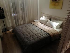 Central suite on Clock Square D1客房内的一张或多张床位