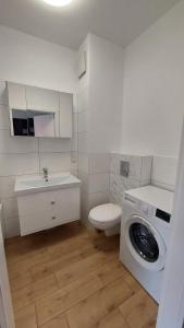Kúpeľňa v ubytovaní Życzliwy Apartament z garażem